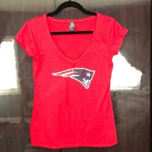 Women’s Patriots V-Neck Tshirt